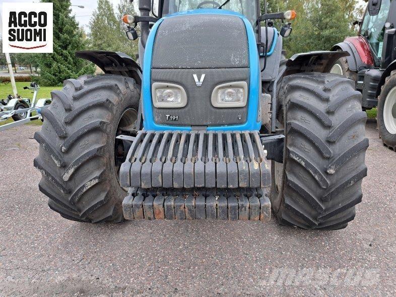 Valtra T191 HITECH Traktory