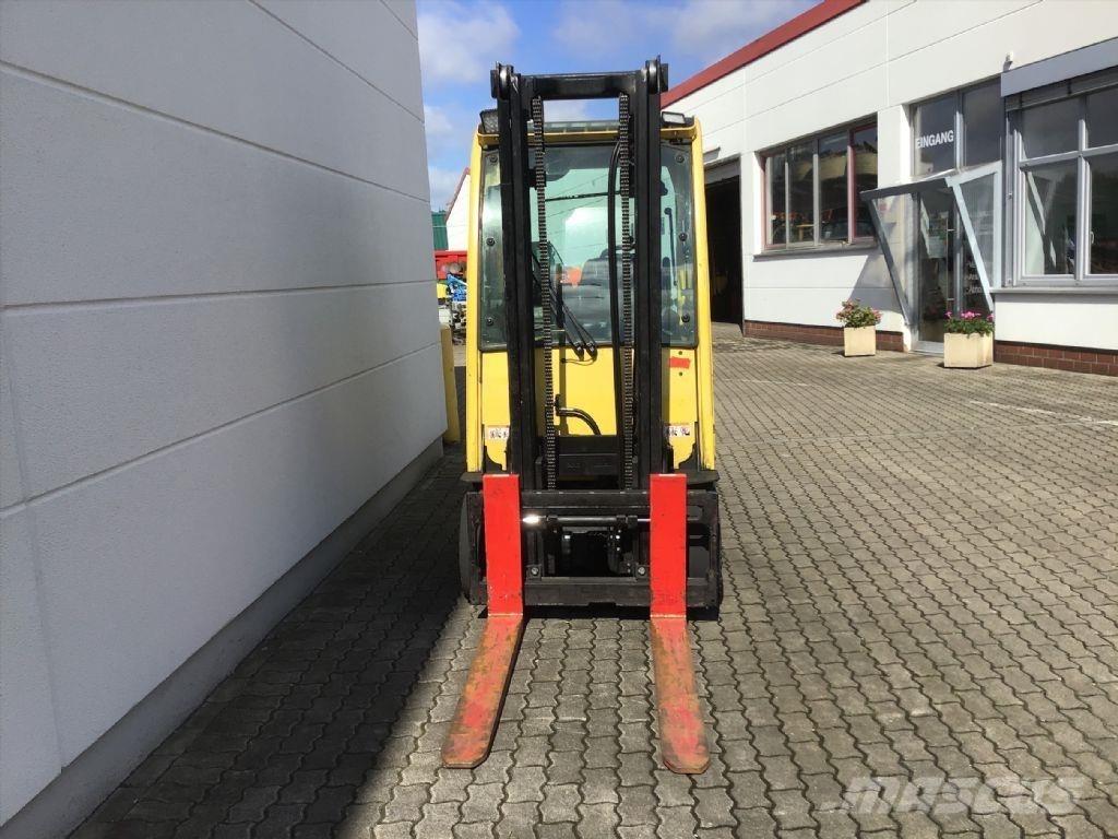 Hyster J 3.0 XN Akumulátorové vozíky