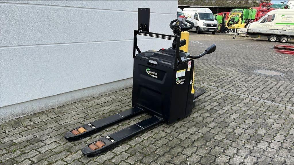 Hyster P 2.0 S Nízkozdvižný vozík