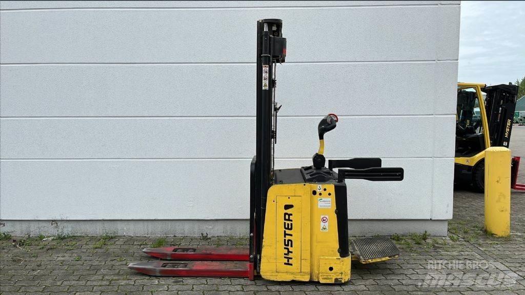 Hyster S1.5S Ručne vedené vysokozdvižné vozíky