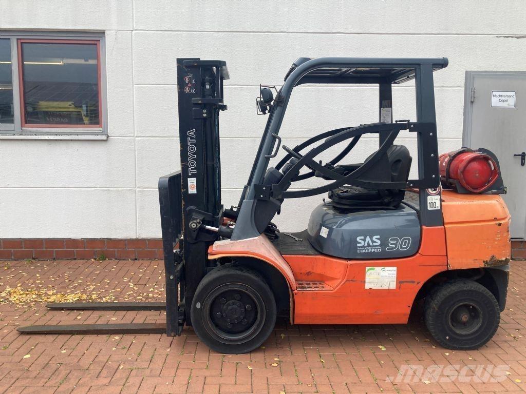 Toyota 02-7FGF30 LPG vozíky