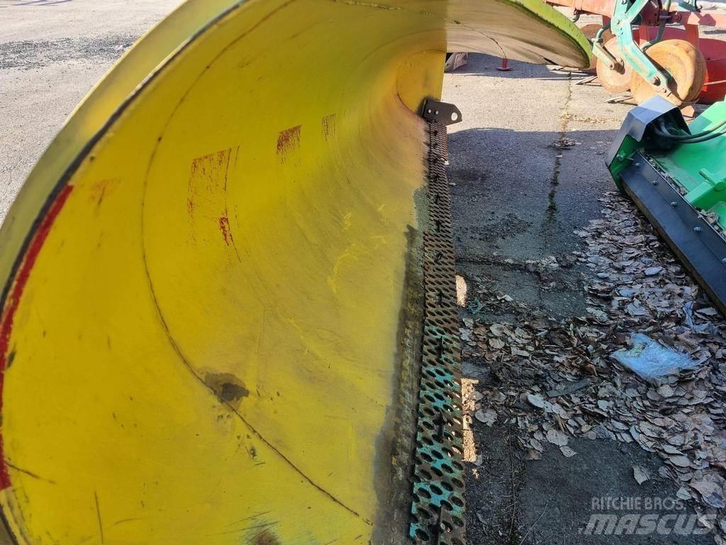 Ajax 3900 Snežné pluhy, predné snežné radlice
