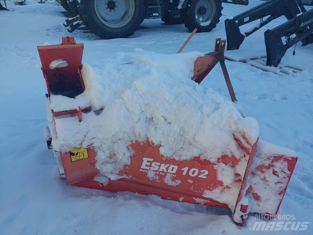 Esko 102 Snehové frézy