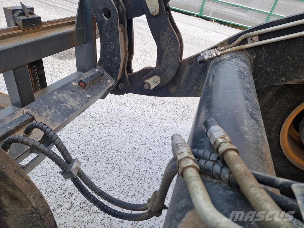 JCB 419S Ďalšie poľnohospodárske stroje