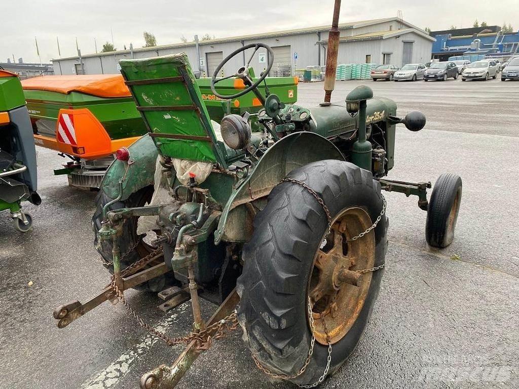 Zetor A25 Traktory