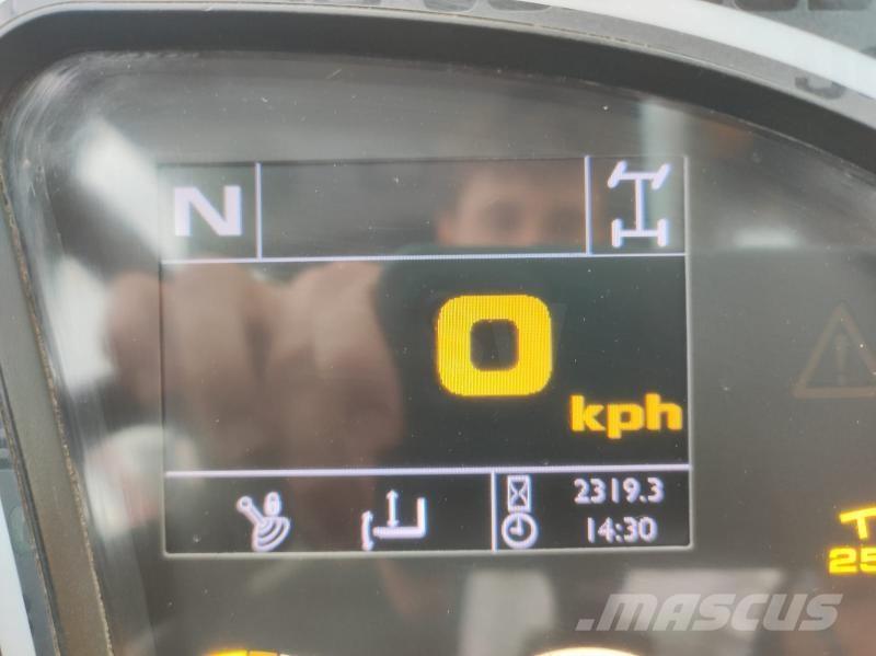 JCB 525-60 Teleskopické manipulátory