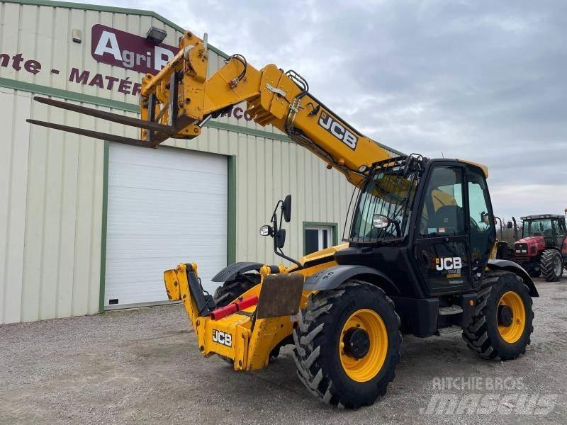 JCB 535-125 Teleskopické manipulátory