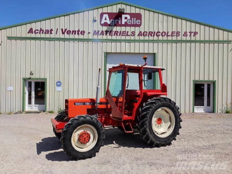 Renault 751-4 Traktory