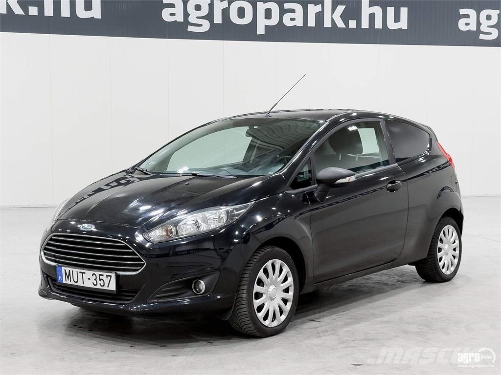 Ford Fiesta Automobily