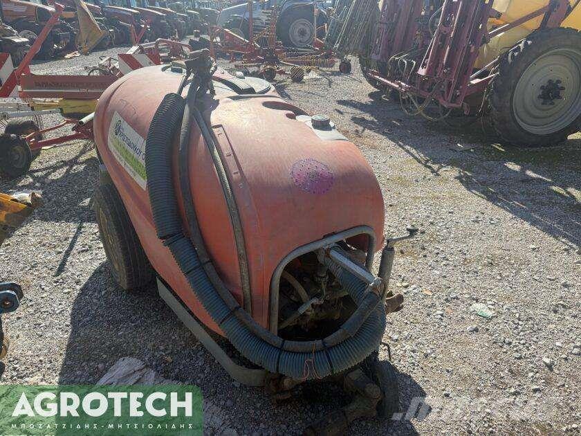  800 λίτρα Traktory