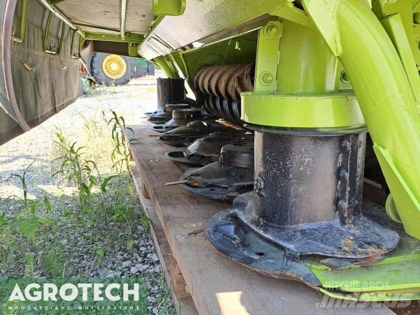 CLAAS 3100 FRC Traktory