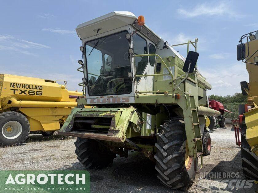 CLAAS Dominator 96 Traktory
