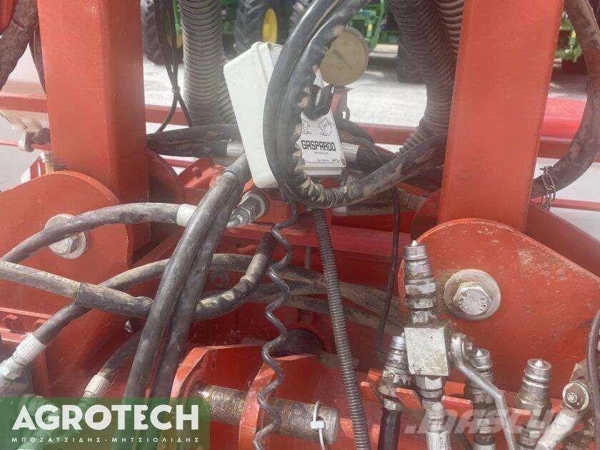 Gaspardo MANTA 8rows Traktory