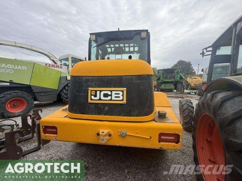 JCB TM 300 Traktory