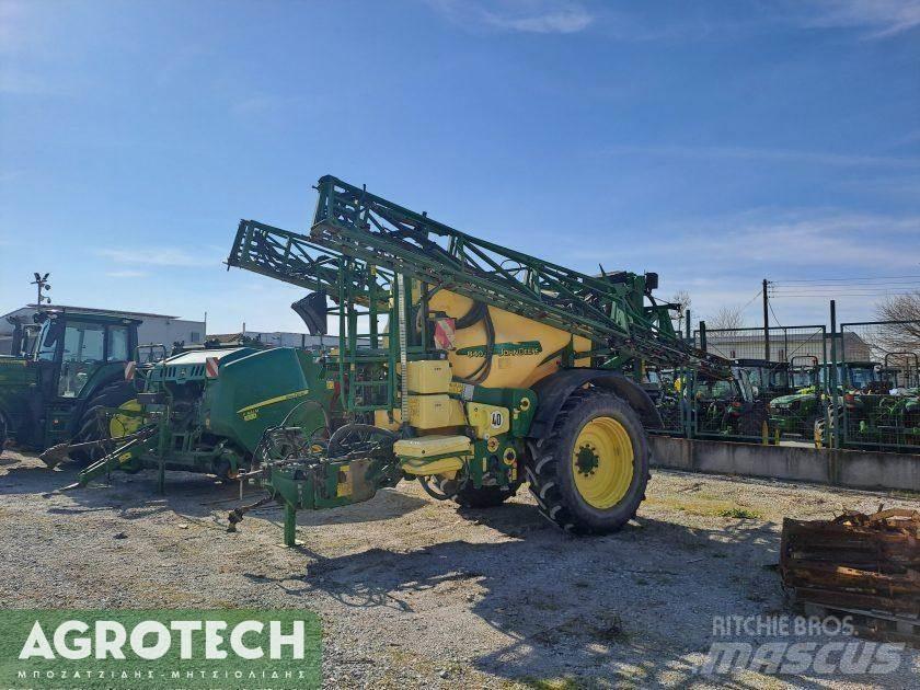 John Deere 840i Traktory