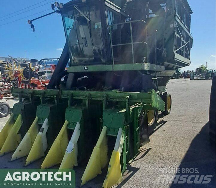 John Deere 9960 Traktory