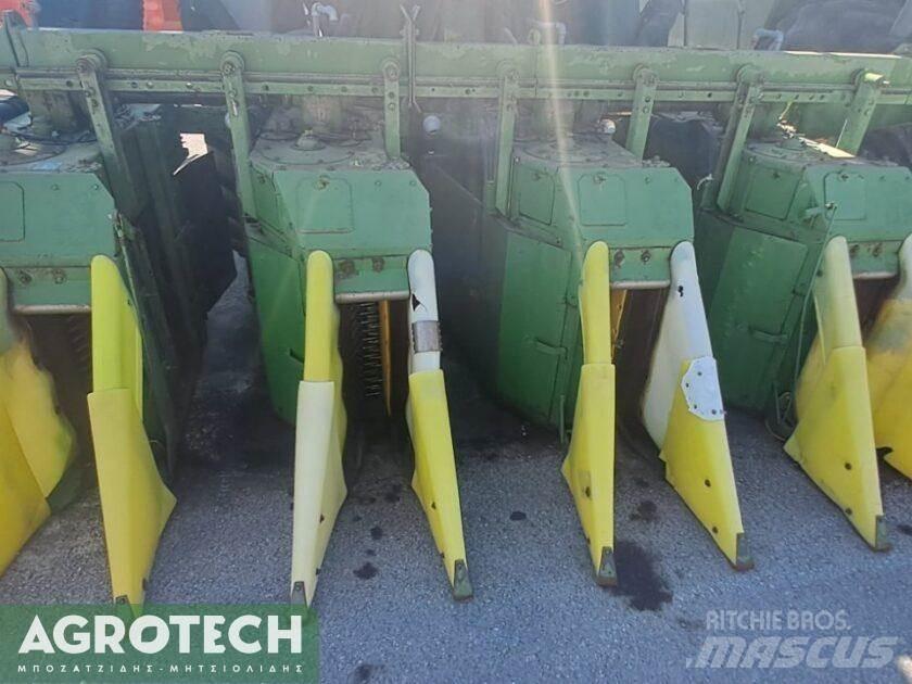John Deere 9960 Traktory