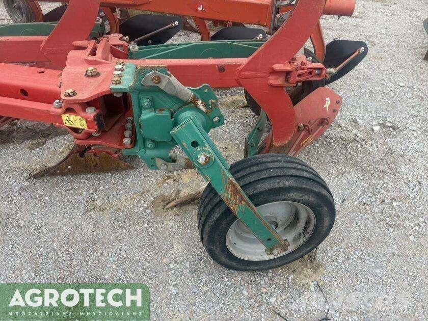 Kverneland ES 200-4 Traktory