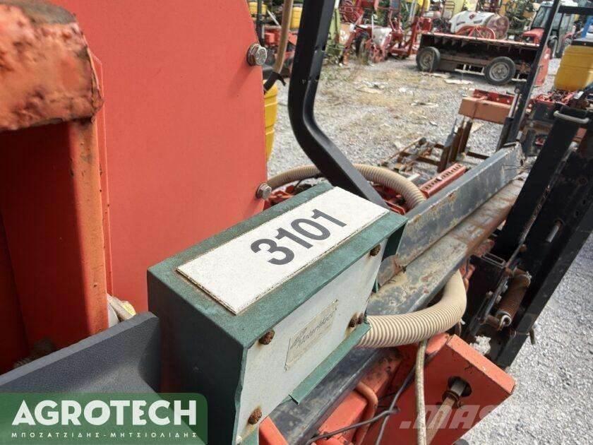 MaterMacc MS 8100 Traktory