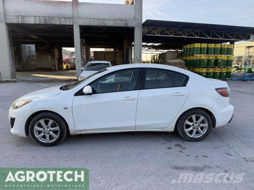 Mazda 3 Automobily