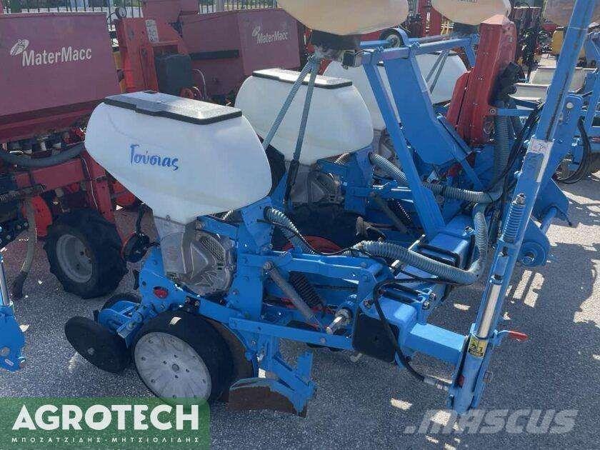 Monosem NG Plus 4 Traktory