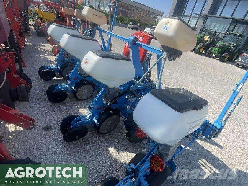 Monosem NG Plus 4 Traktory