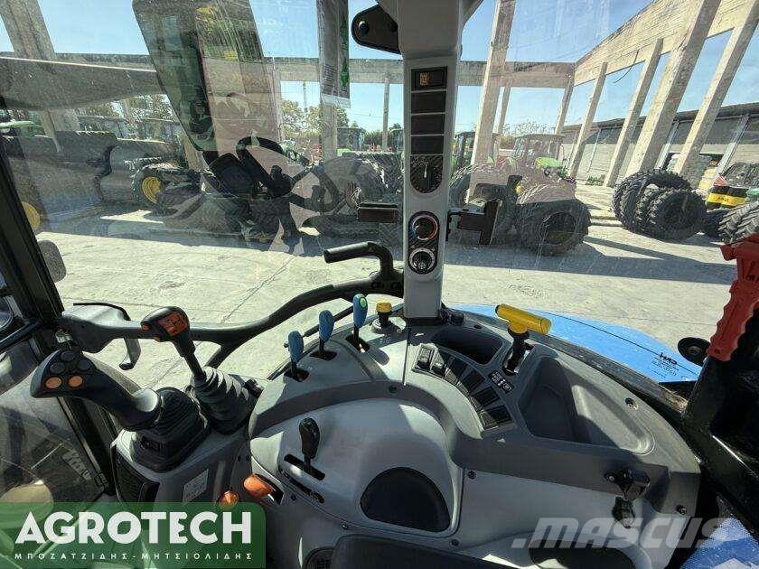 New Holland T5.85 Traktory