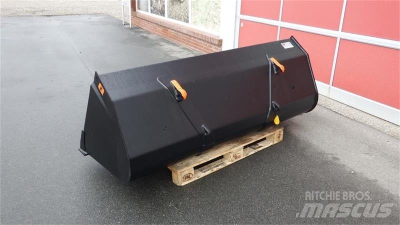 Ålö GM 215 Lopaty