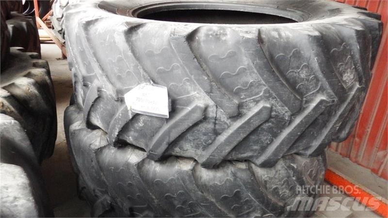 BKT 710/70R42 Pneumatiky, kolesá a ráfiky