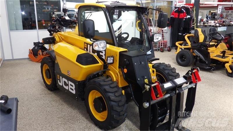 JCB 514-40 Teleskopické manipulátory