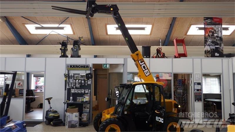 JCB 514-40 Teleskopické manipulátory