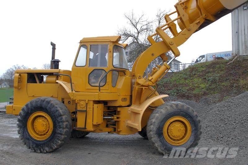 CAT 966 C Kolesové nakladače