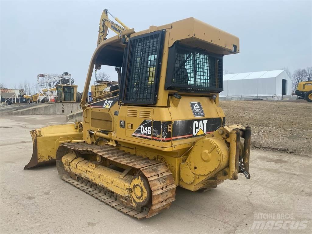 CAT D4G XL Pásové dozéry