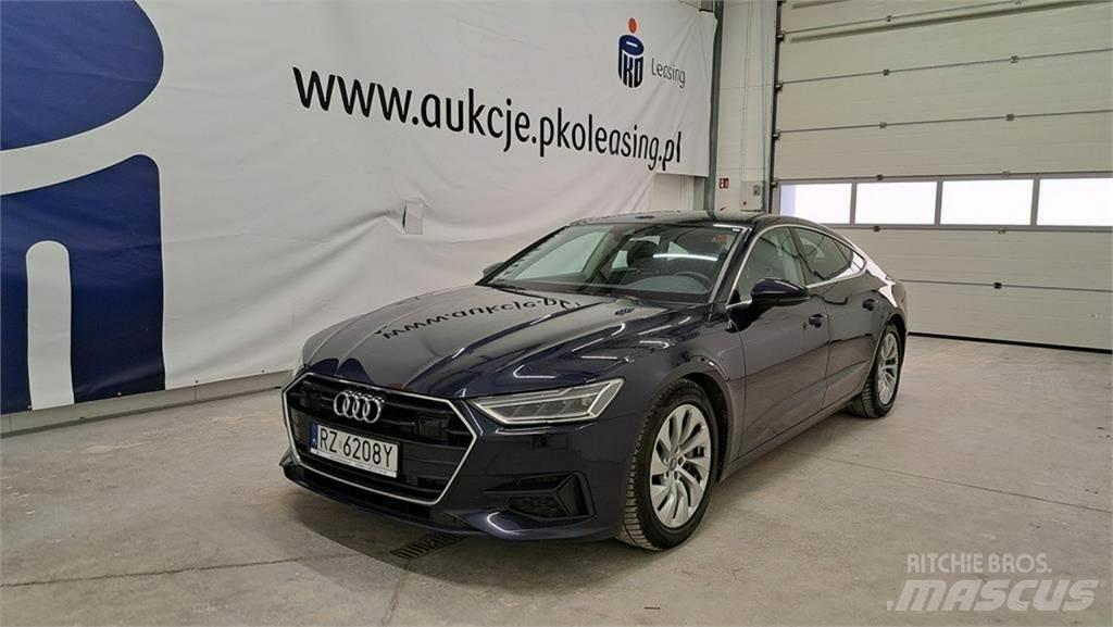 Audi A7 Automobily