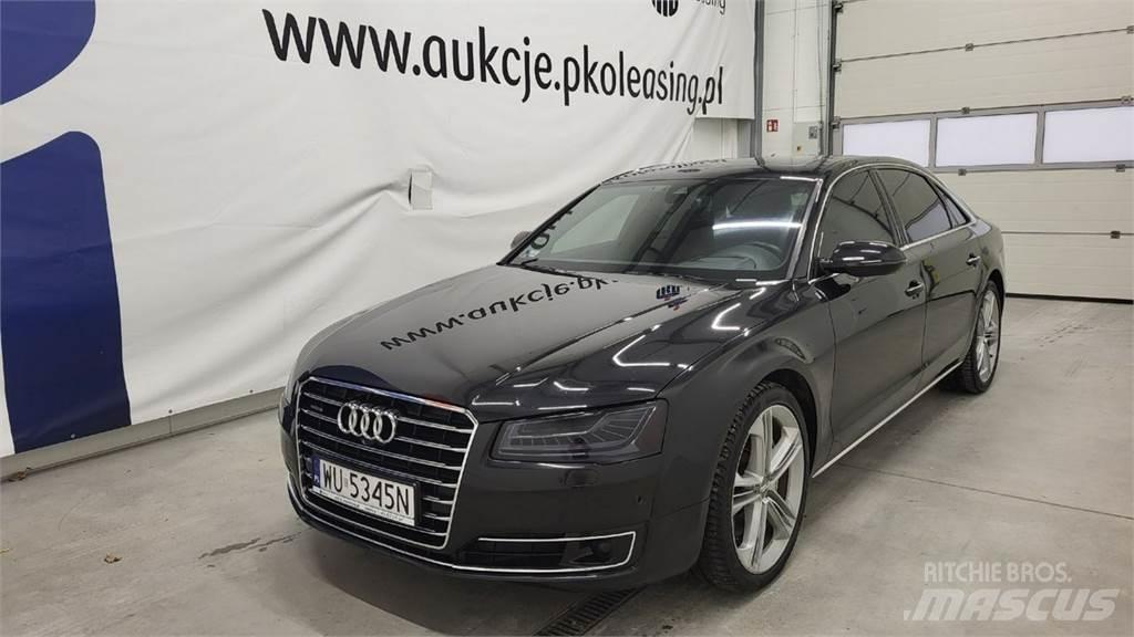 Audi A8 Automobily