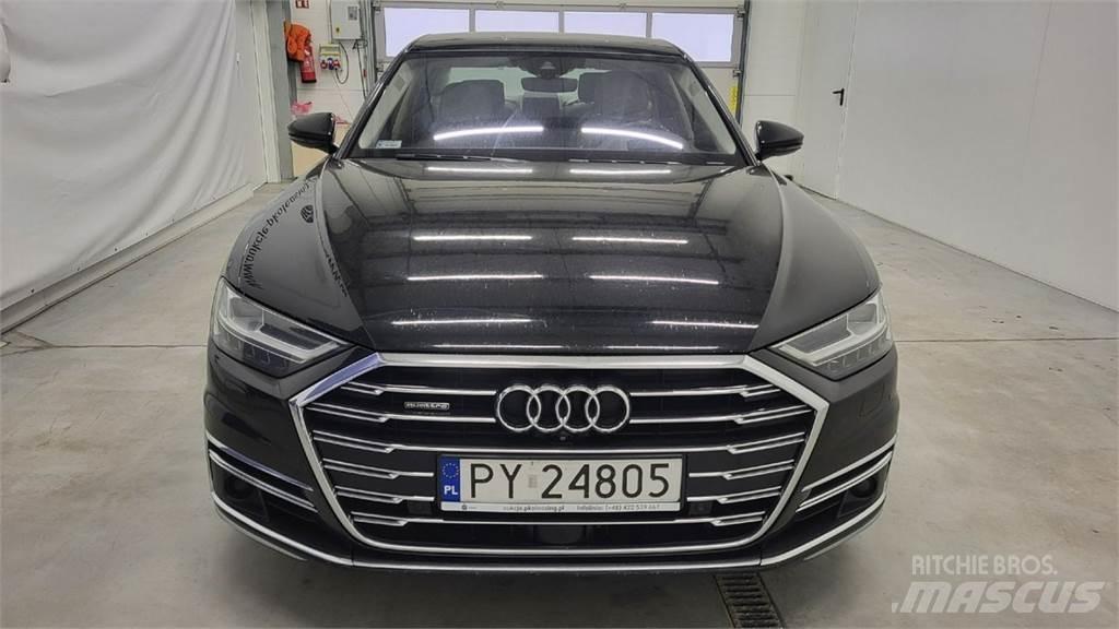 Audi A8 Automobily