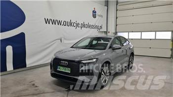 Audi Q4 Automobily