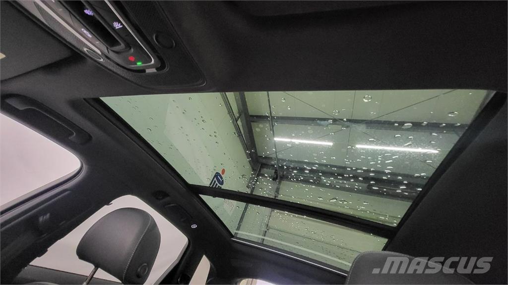 Audi Q7 Automobily