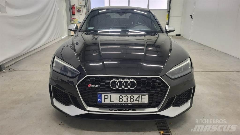 Audi RS5 Automobily