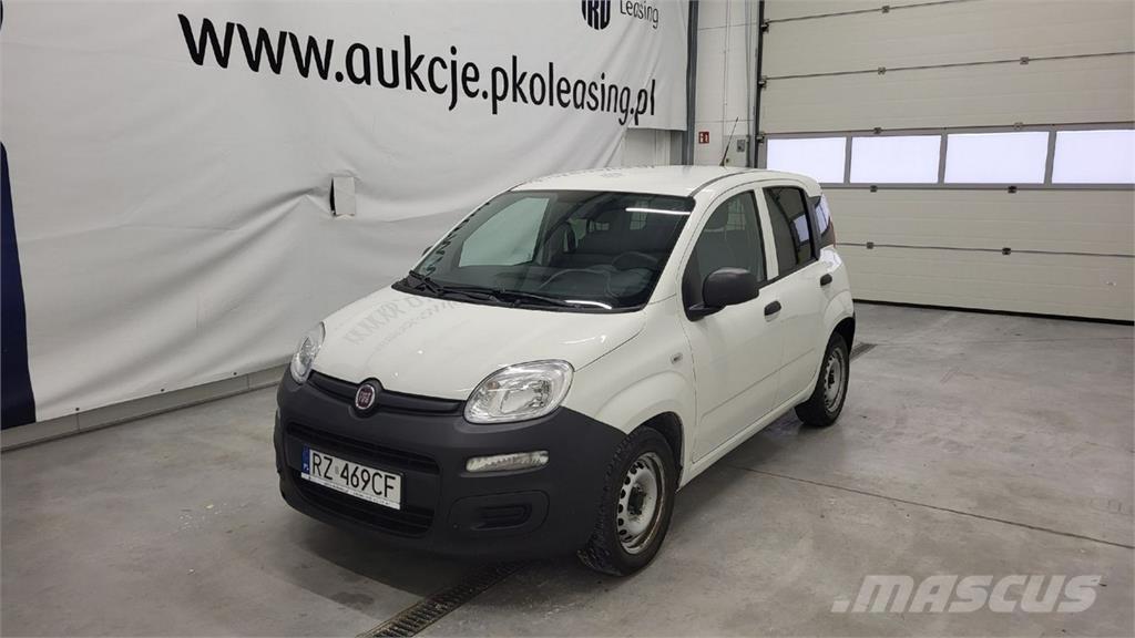 Fiat Panda Automobily