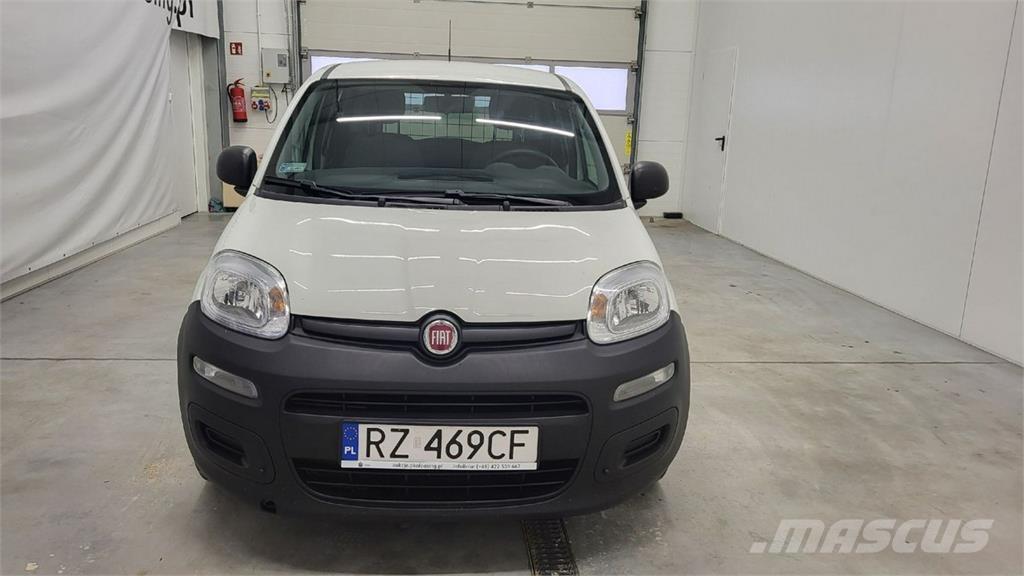 Fiat Panda Automobily