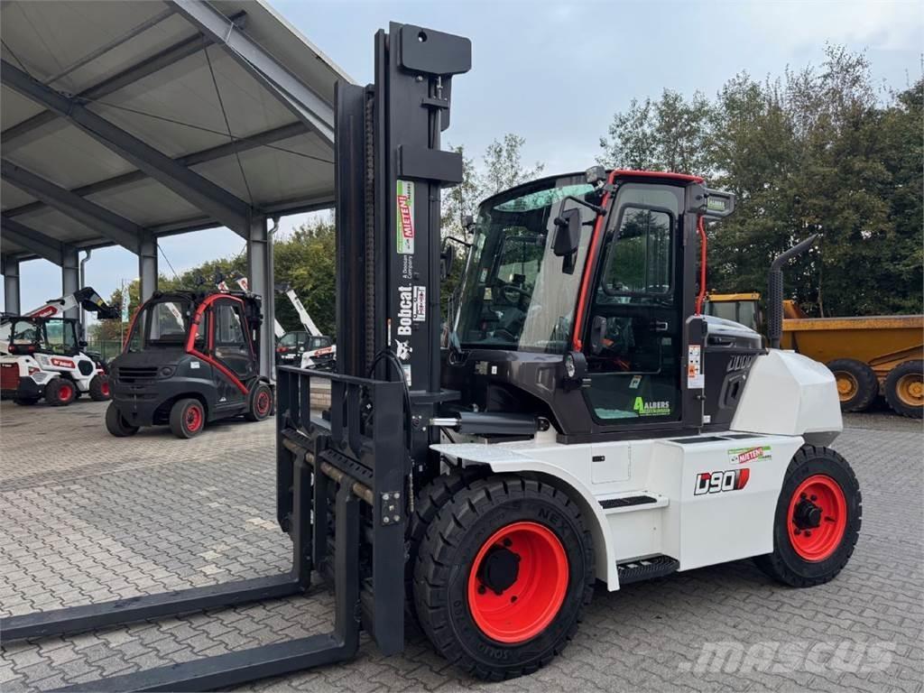 Bobcat D 90 S 9 Dieselové vozíky