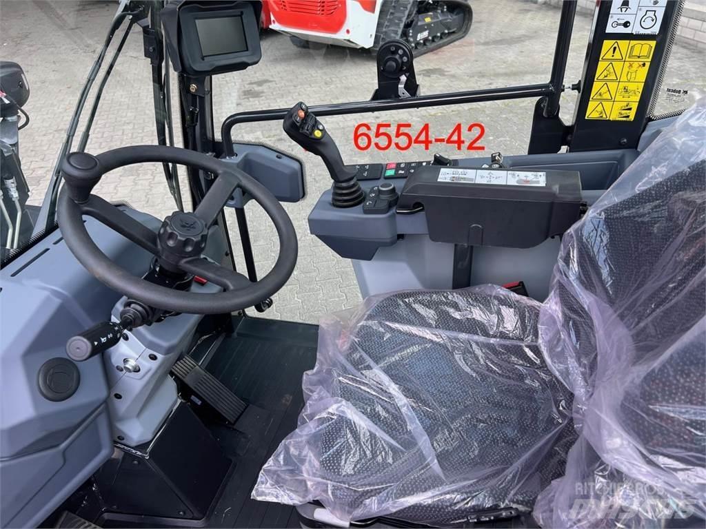 Bobcat L 85 Kolesové nakladače