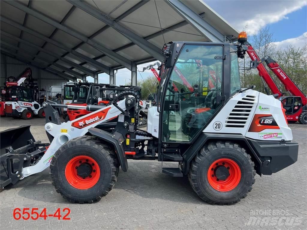 Bobcat L 85 Kolesové nakladače