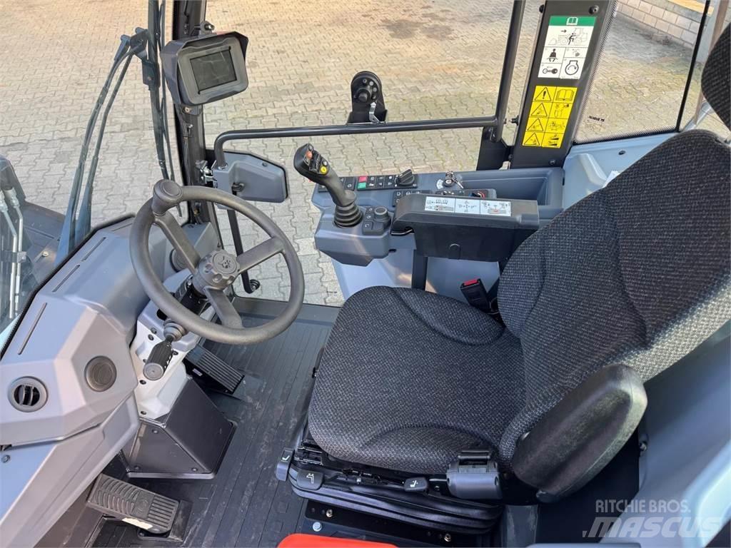 Bobcat L 95 E V Kolesové nakladače