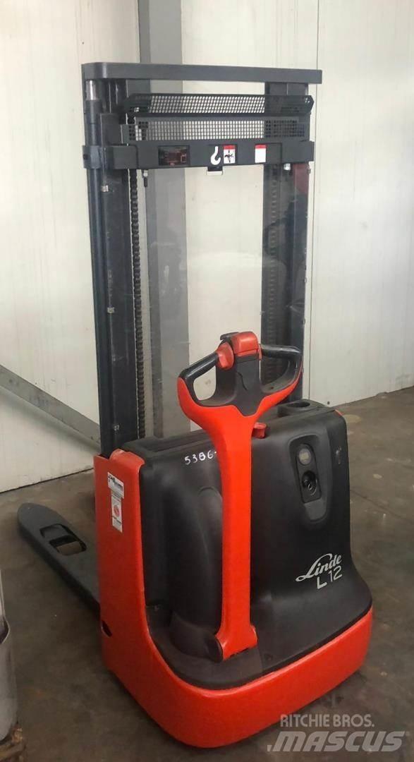 Linde L 12 Ručne vedené vysokozdvižné vozíky