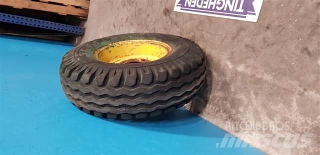  18 12.5/80-18 Pneumatiky, kolesá a ráfiky