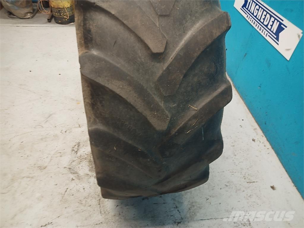  24 420/70R24 Pneumatiky, kolesá a ráfiky