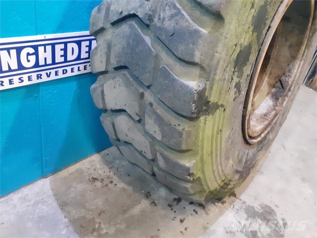  25 20.5R25 Pneumatiky, kolesá a ráfiky