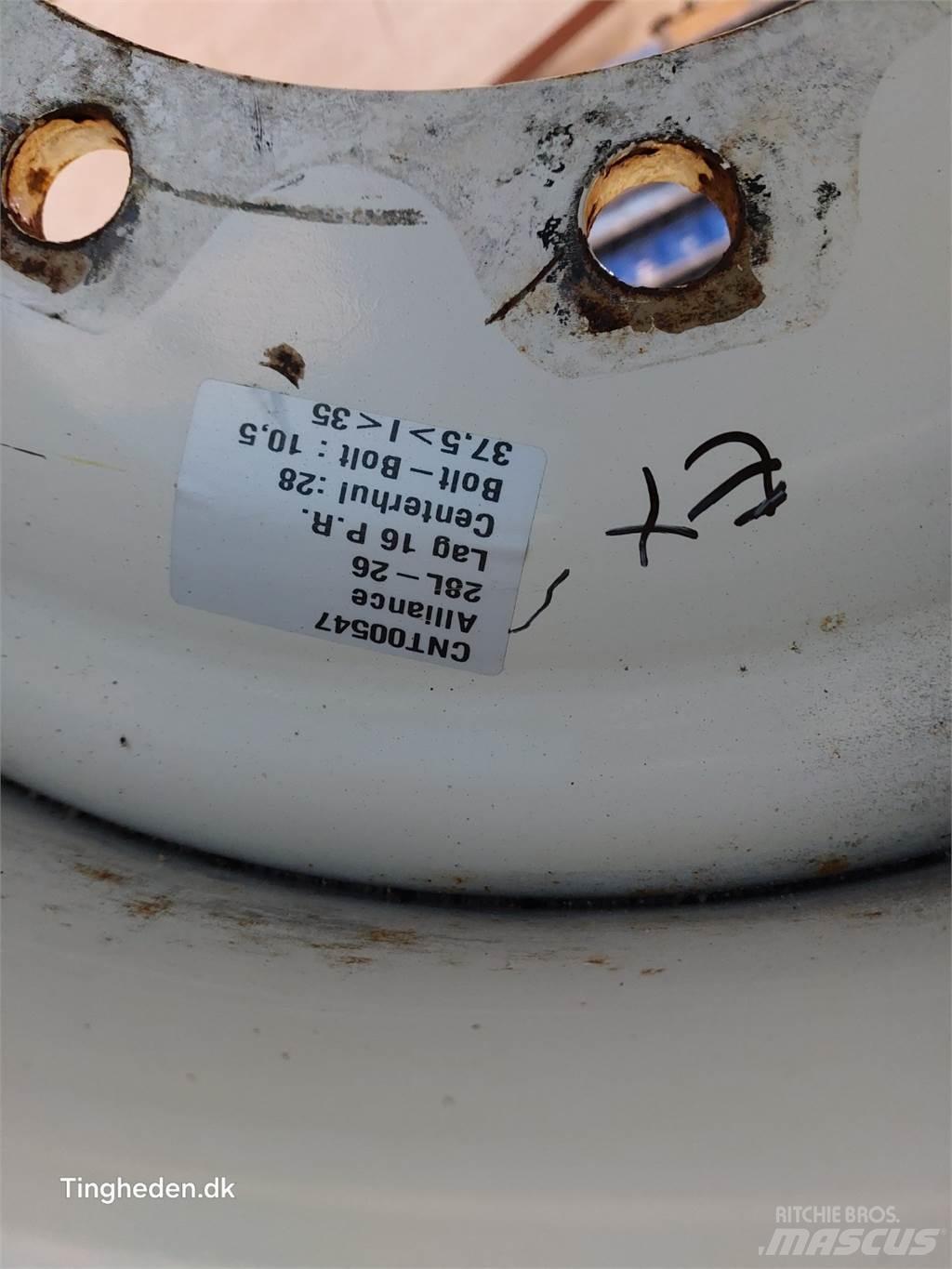  26 26xDW26B Pneumatiky, kolesá a ráfiky